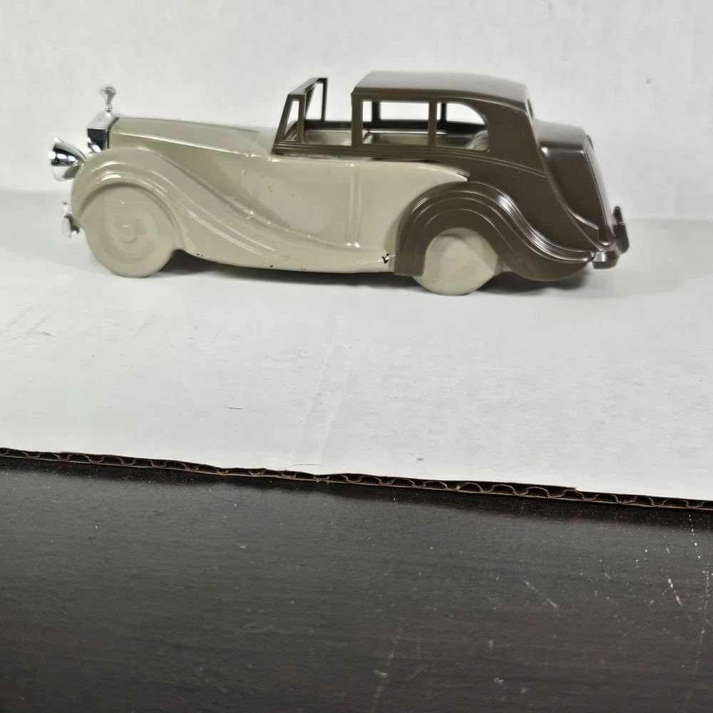 Avon Classic Rolls-Royce Car.  Shaped Bottle.